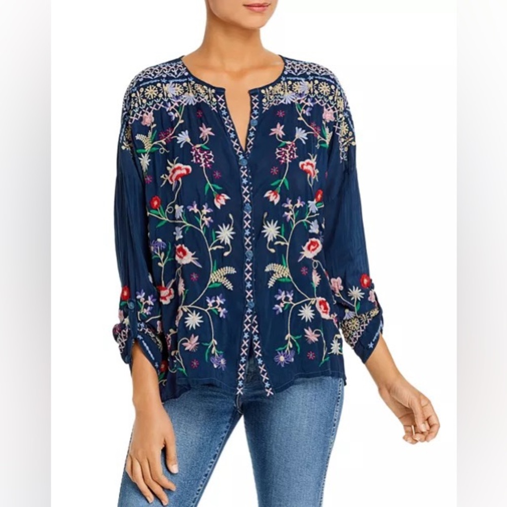 JOHNNY WAS GISELLA BUTTON DOWN EMBROIDERED LONG SLEEVE BLOUSE SIZE MEDIUM NAVY